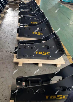 Гидромолот на Телескопический мини-погрузчик JCB