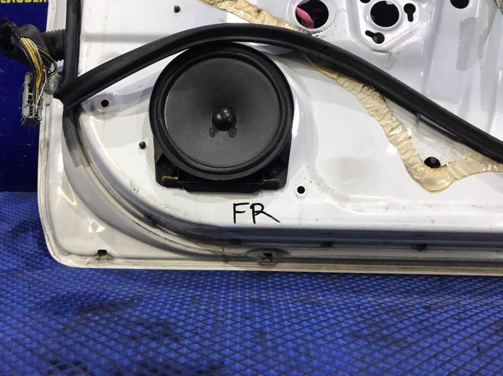 Дверь передняя правая Honda CIVIC 2001