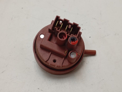 FL105S кт50 Датчик уровня воды для стиральной машины Ardo 520009904 б/у