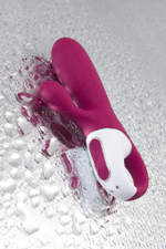 Вибратор Satisfyer Hot Bunny с функцией нагрева красный 17,5 см