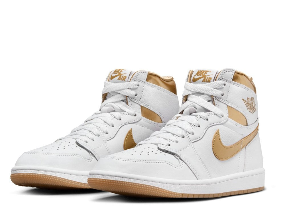 Кроссовки Air Jordan 1 Retro High OG "Metallic Gold"