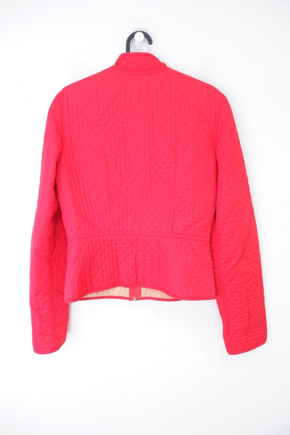 Ветровка красная 44 размер