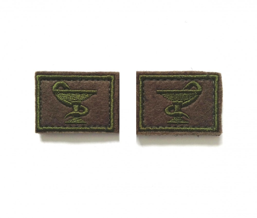 Нашивка петличная на липучке Медицина поле