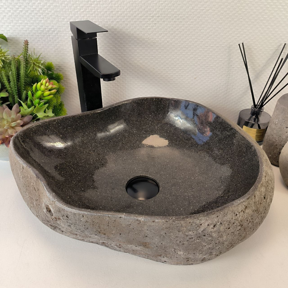 Раковина из речного камня RS-65375 48*38*14 0861