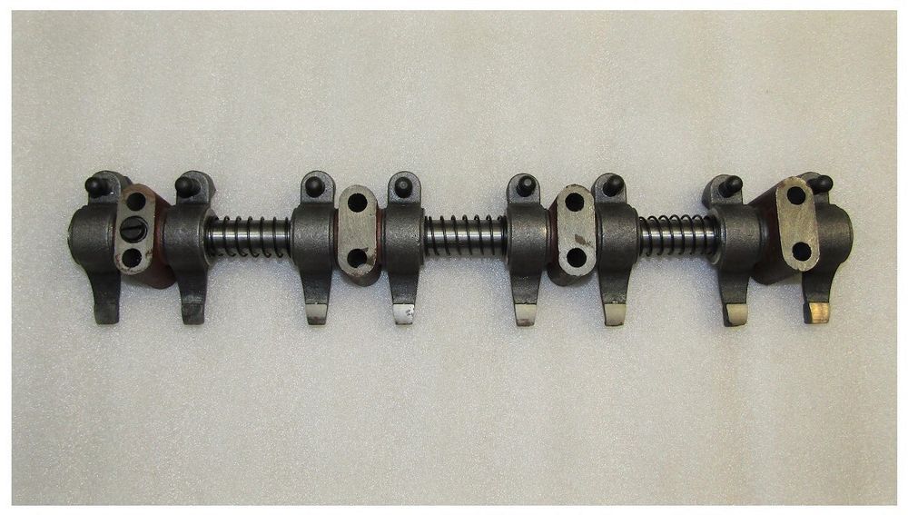 Ось коромысел в сборе с коромыслами, стойками,пружинами Ricardo Y485BD; TDK 14,17,22 4 L /Rocker arm assy