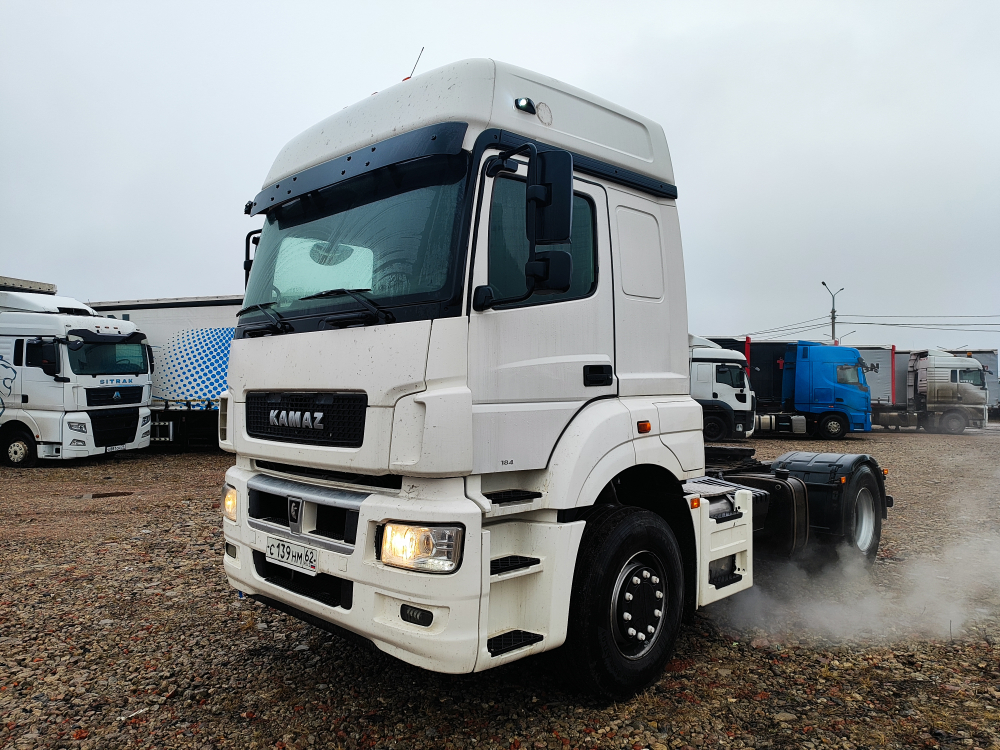 КамАЗ 5490 4x2 Седельный тягач 5490-053-87(S5) (Дизельный, 12,0 л, 401 л.с., АТ)