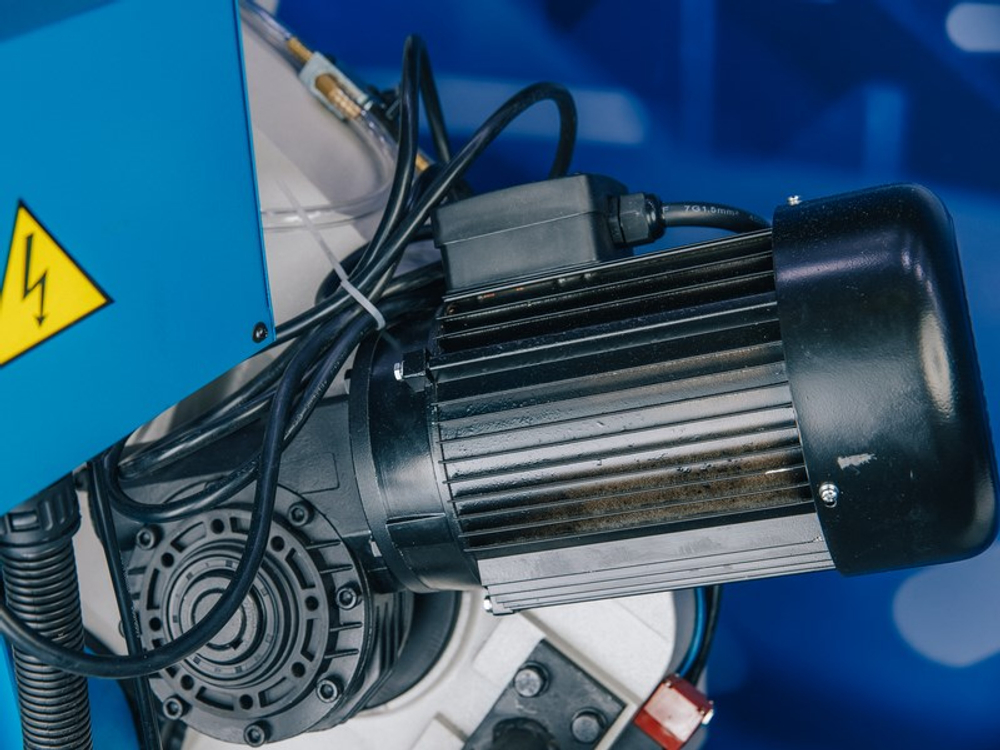 Ленточнопильный отрезной станок MetalTec BS 250 FHЕ