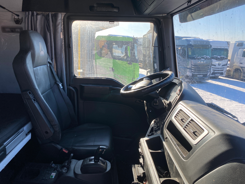 SITRAK C7H 4x2 Седельный тягач ZZ4186V391HE (Дизельный, 12,4 л, 480 л.с., AT)