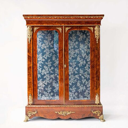 Винтаж: Витрина в стиле Ампир