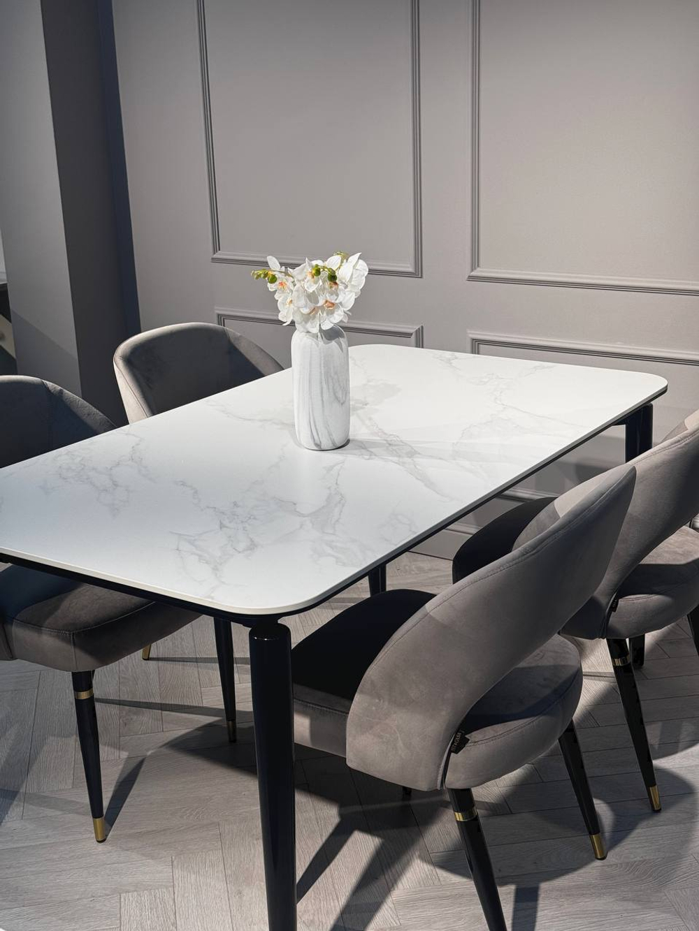 Стол обеденный Ist Casa Блум, 160х90х75 см, белая керамика, черный