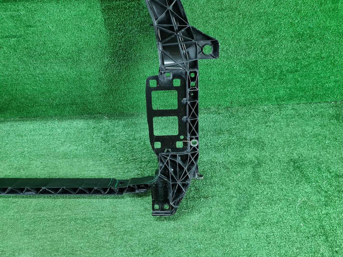 Телевизор Bentley Bentayga (2015-н.в.)