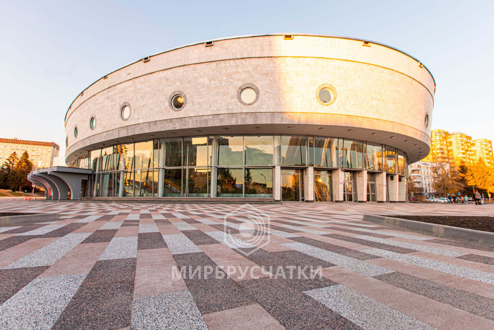 Новосибирский академический молодежный театр "Глобус", г. Новосибирск