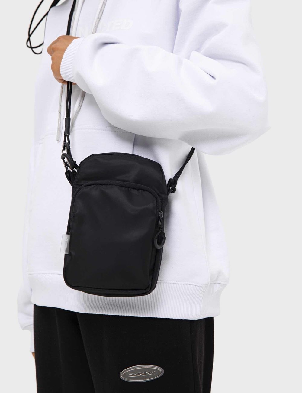 Купить Сумка через плечо ZNY MINI SS22 Черная Сумка через плечо ZNY MINI SS22 Черная