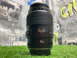 Canon EF 100mm 2.8 Macro USM