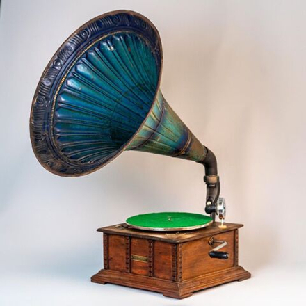 Винтаж: Граммофон: Фирма Thorens. Maison Deventer Andenne