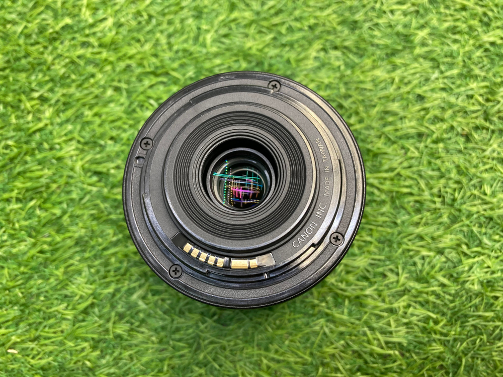 Canon EF-S 10-18mm 4.5-5.6 IS STM