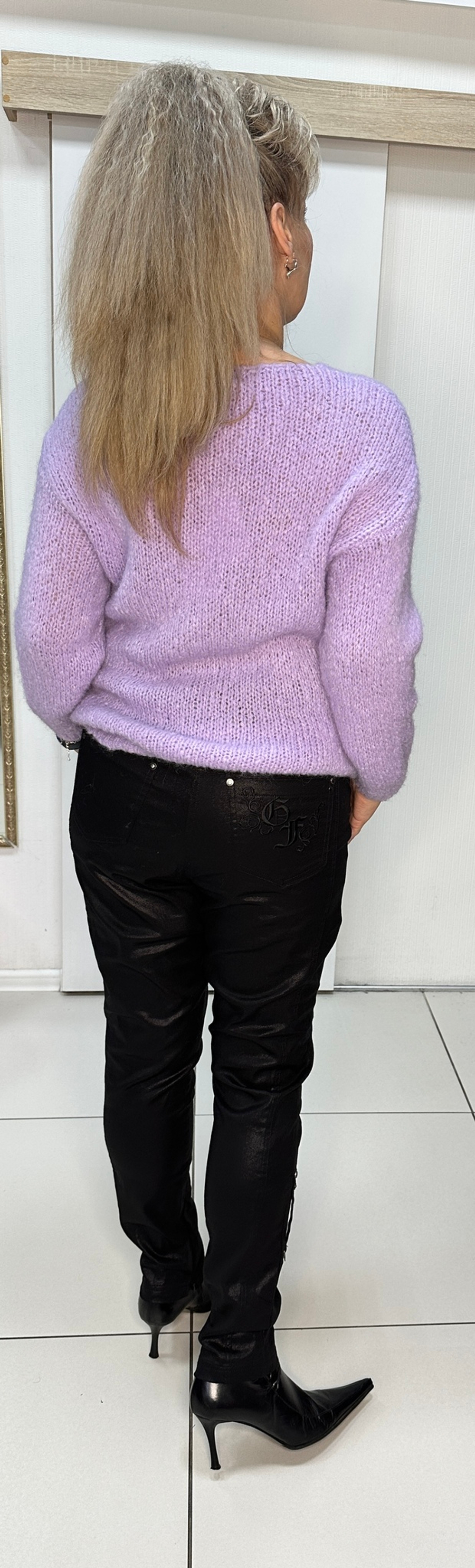 Черные узкие французские брюки с лазерным напылением