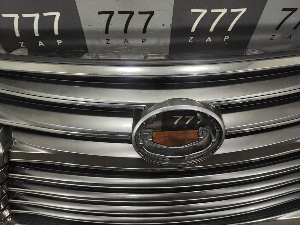 Решетка радиатора Lexus LX 3 (LX 570) 15-22 Б/У Оригинал 5310160E10