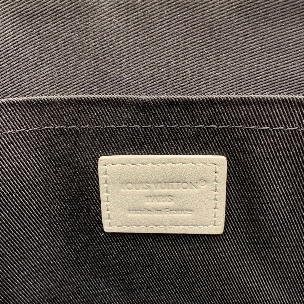 Louis Vuitton Pochette To-Go