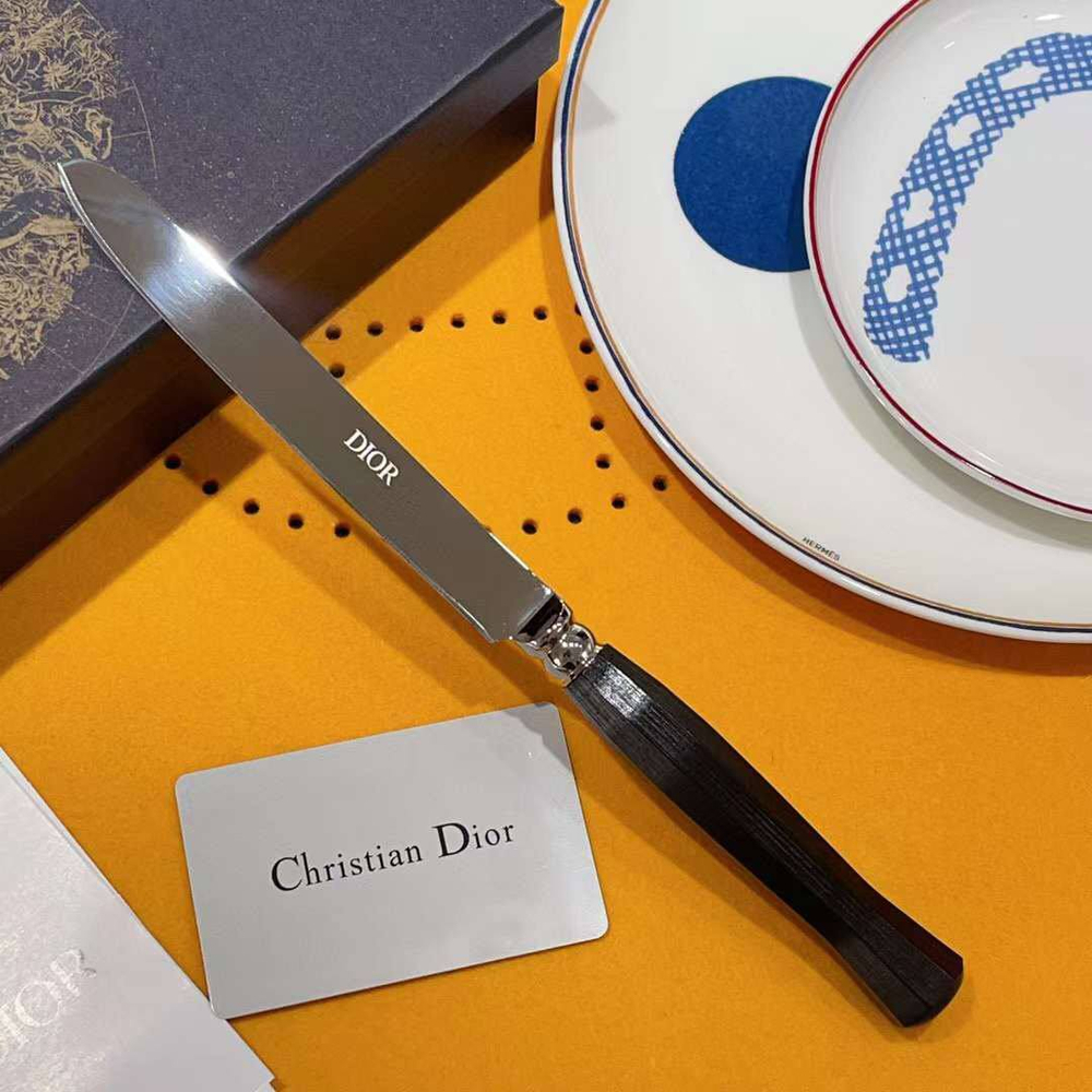 Набор столовых приборов Dior