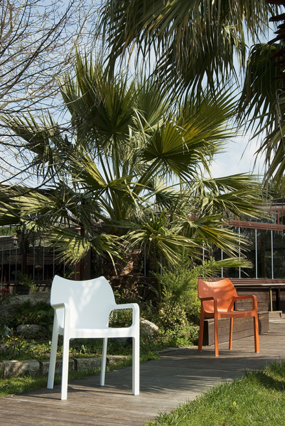 Кресло пластиковое Siesta Contract Diva, белый