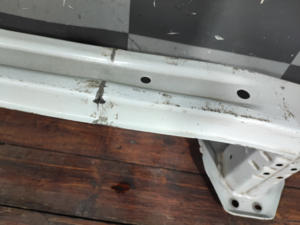 Усилитель заднего бампера Toyota C-HR 16-23 Б/У Оригинал 52023F4010