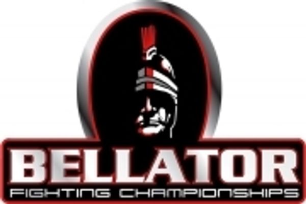 Бретт Роджерс vs. Руслан Магомедов, Эрик Приндл vs. Тиаго Сантос 2 на Bellator 75