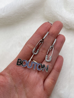 Серьги кольца серебристые с подвесками "Булавки" со стразами