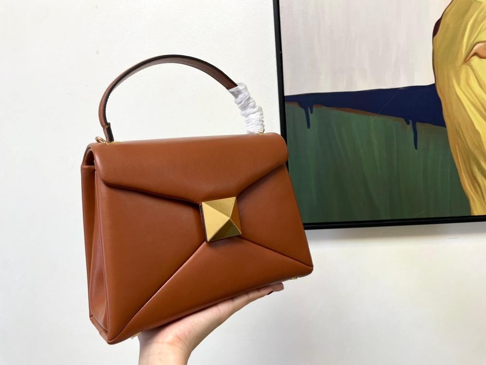 Valentino Small One Stud Bag 24 cm