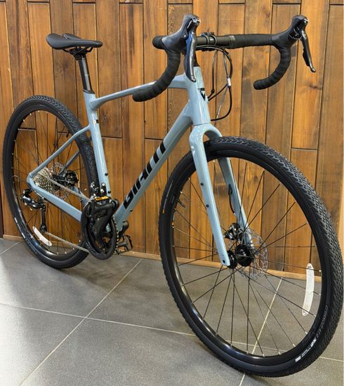 Велосипед Giant Revolt 2 - 2025 (Grevel)