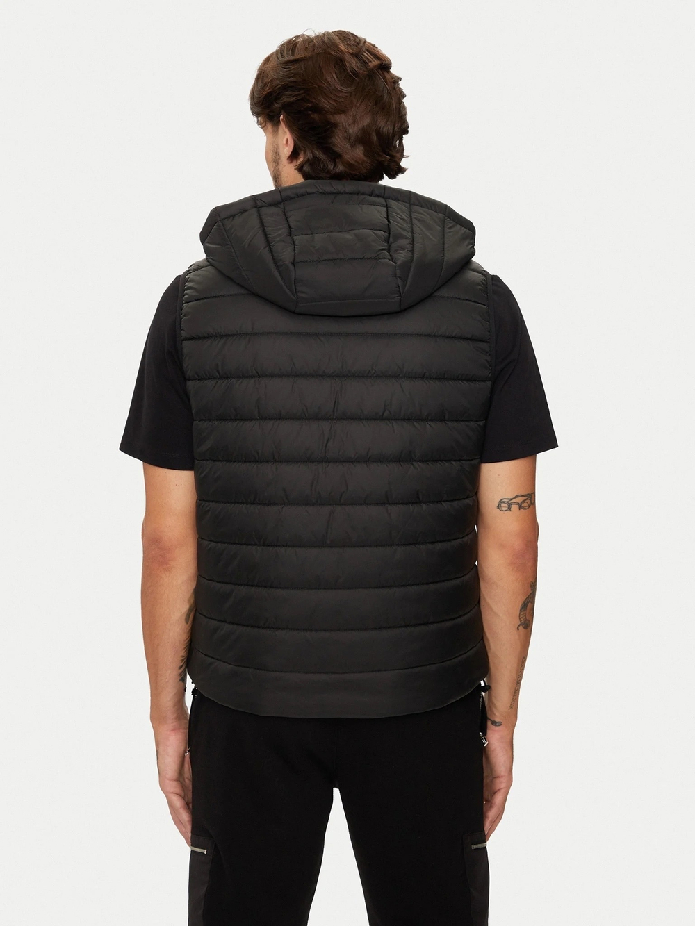 Жилет утепленный мужской HUGO Breneto2431 10239121 01