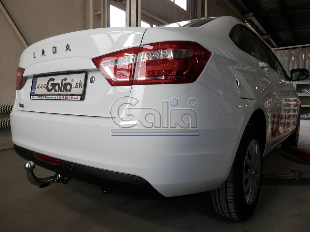 Фаркоп оцинкованный Galia L025C для Lada Vesta седан/универсал, в т.ч. SW Cross 2015-(паспорт и сертификат в комплекте)(без электрики)