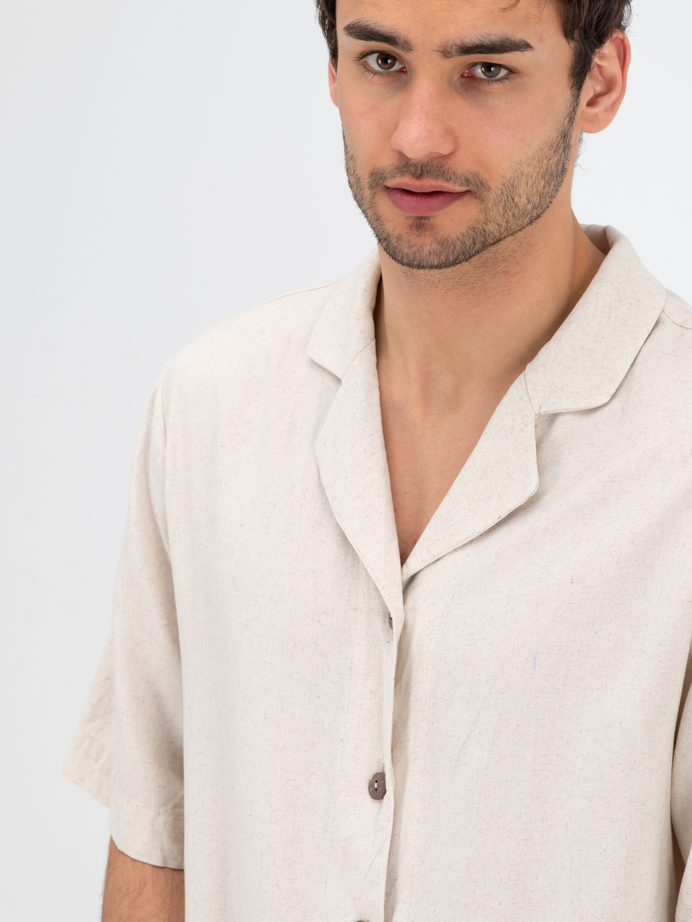 Костюм льняной с шортами. Песочный