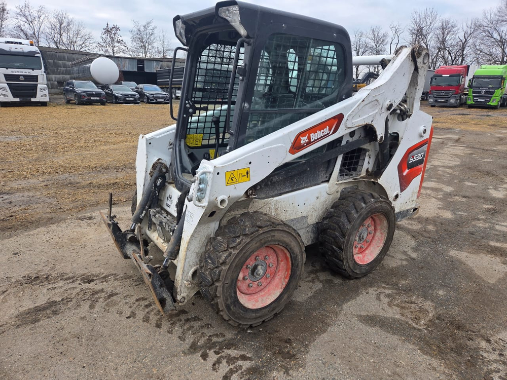Bobcat S530 Мини погрузчик S530 (Дизельный, 2,2 л, 47 л.с., АТ)