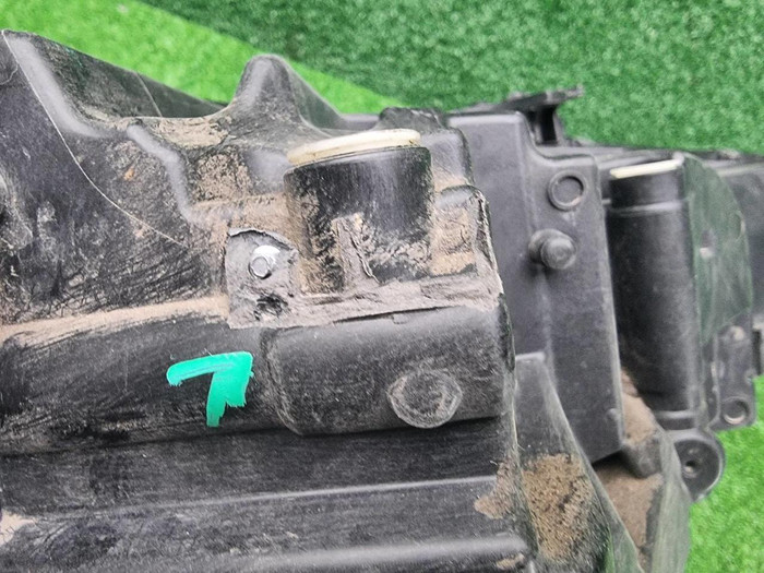 Фара левая Audi A4 B9 (2015-2020) LED