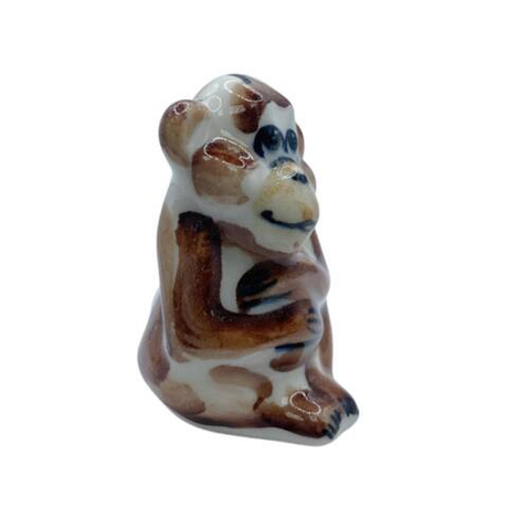 Фигурка Обезьяна задумчивая цветная гжель