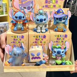 Коллекционные игрушки "Stitch Weird Diary"