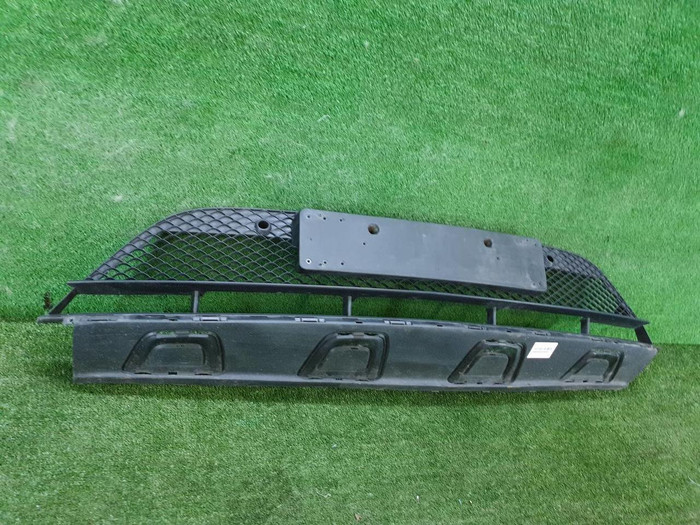 Решетка переднего бампера Mercedes GLC X253 (2015-2019) AMG