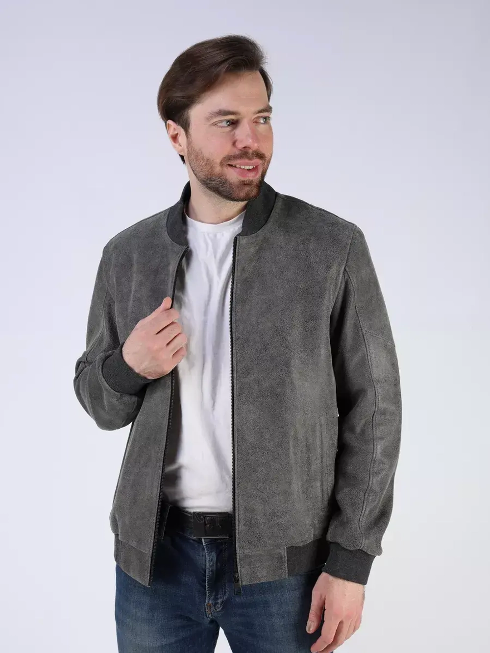 Кожаная куртка демисезонная бомбер