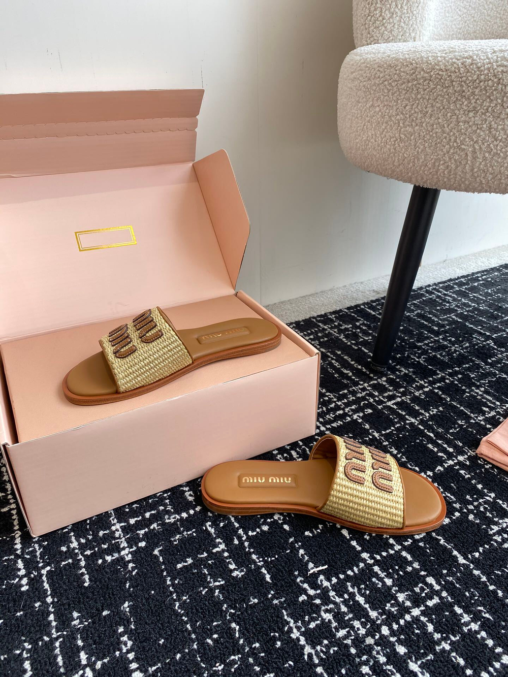 Miu Miu Slide (2 colors)