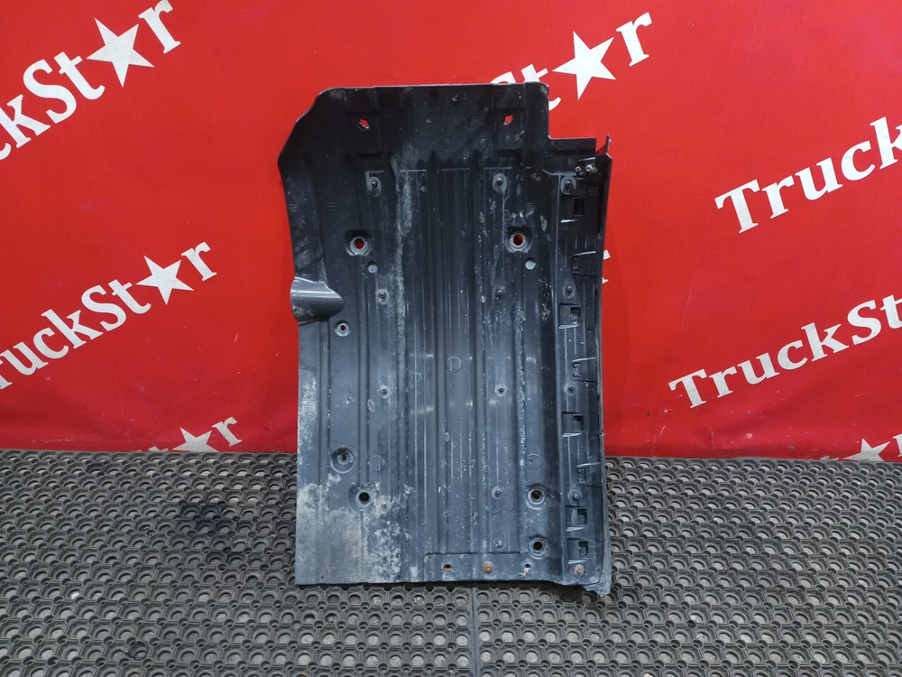 Крыло переднее левое задняя часть 2021г.