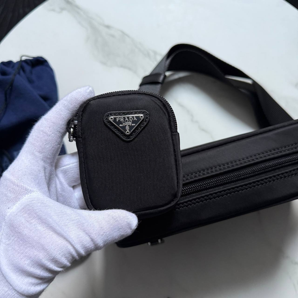 Сумка-мессенджер Prada