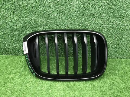 Решетка радиатора правая BMW X3 G01 (2017-2021)