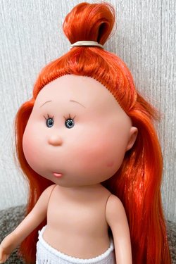 УЦЕНКА Кукла Nines виниловая 23см Little Mia без одежды (3199W24)