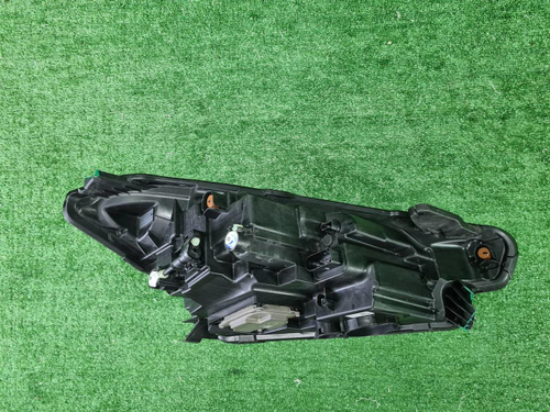 Битая Фара левая Chery Tiggo 7 Pro (2020-н.в.) LED