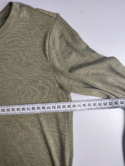 Джемпер базовый приятный 40 размер