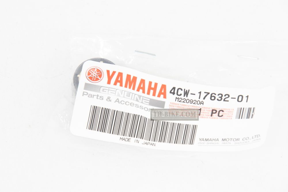 5UA-E7632-00. 4CW-17632-01. Weight. Yamaha