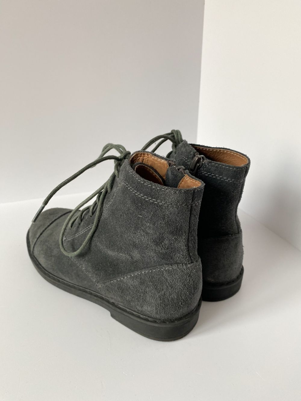 Замшевые ботинки Age of Innocence, 33