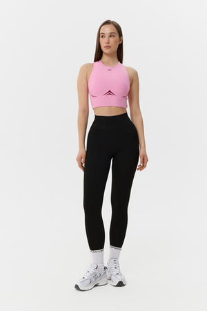 Топ с контрастным принтом