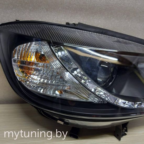 Передние фары daylight black для Opel Zafira A